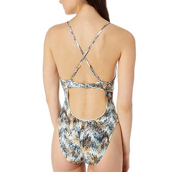 bcbg max azria // shirred one piece swimsuit - Picture 3 of 4